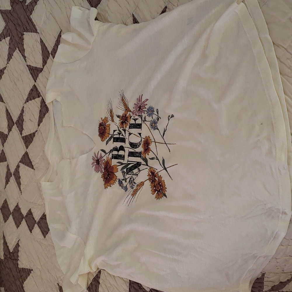 Women's shirt